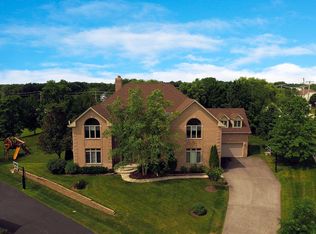 21705 Mockingbird Ct, Kildeer, IL