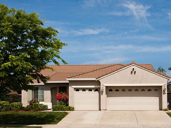 Almost 2,200 Sq,Ft. of Living Space