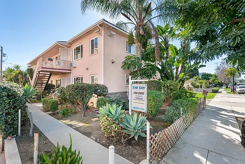 330 W Alameda Photo 1