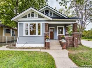 946 W Gramercy Pl, San Antonio, TX 78201