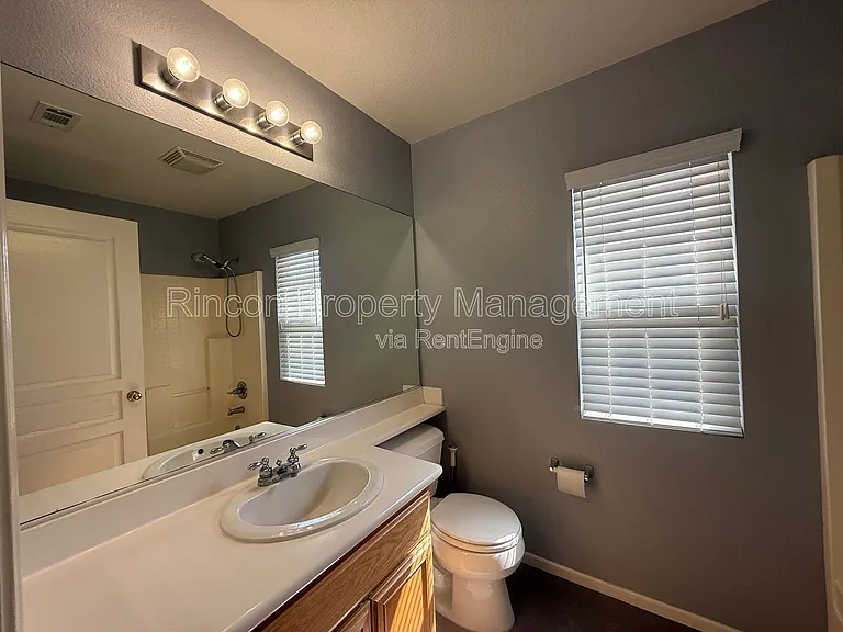 4729 Ellington St — Photo 15