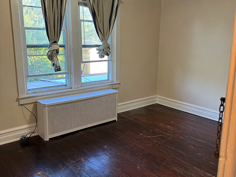 1828 W Washington St — Photo 13