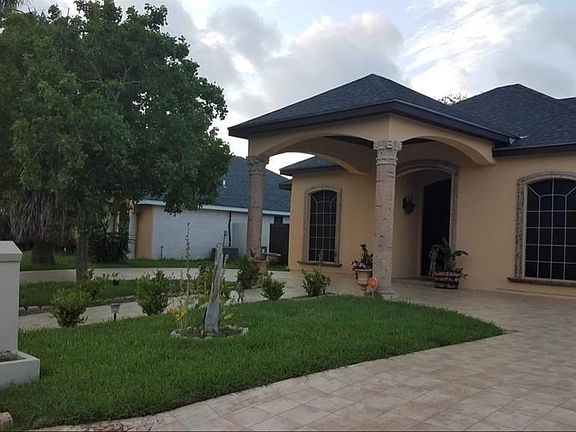 3rd image of 2163 Toluca Dr