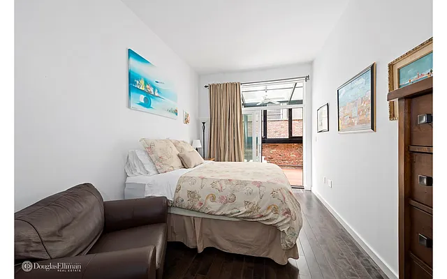 Sold by Douglas Elliman | media 24