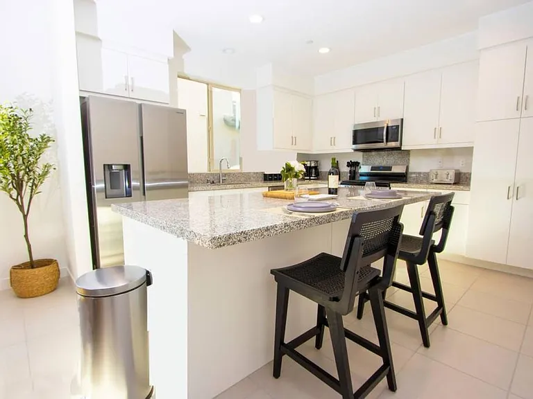 80289 Whisper Rock Way — Photo 4