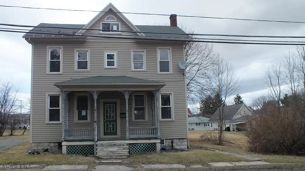 406 E Allegheny St photo 1