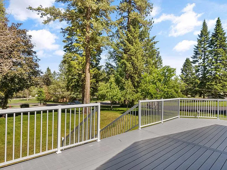 12773 N Hauser Lake Rd — Photo 4