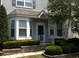 61 Weaver Dr, Marlton, NJ 08053