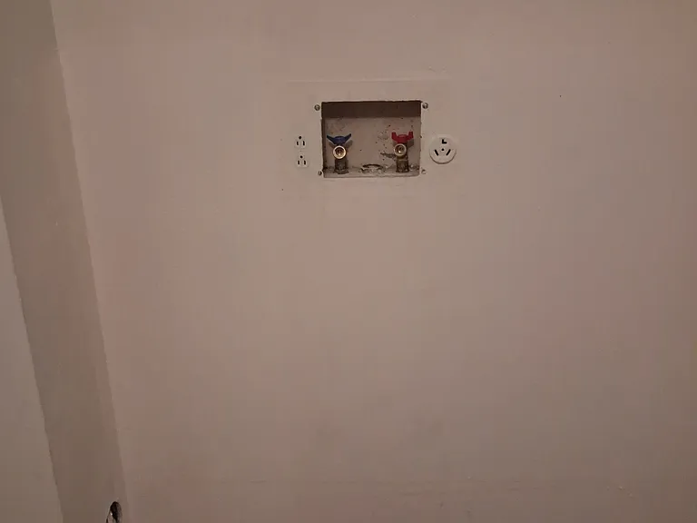 202 McFarland St — Photo 5