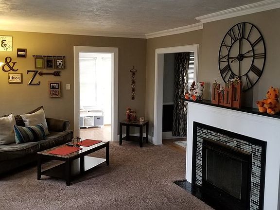 2nd image of 227 Marine Ave