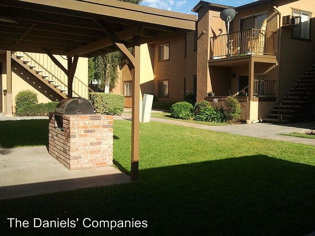 1st image of 1113 Greenfield Dr