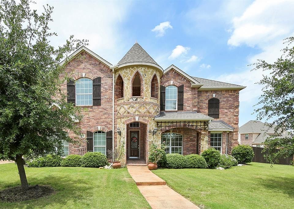 1st image of 653 Laredo Dr