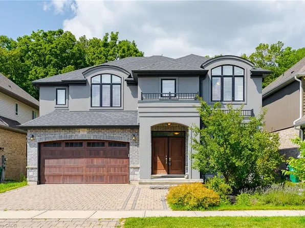 530 Pinery Trl, Waterloo, ON N2V 2S4