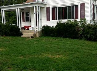 35 Rosemont Ave, Johnston, RI 02919