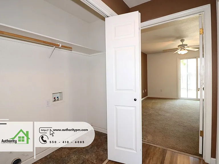 1108 Grange St #B — Photo 10