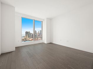 252 South St #64B, New York, NY 10002