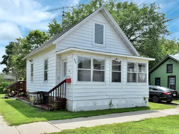 260 Jackson St, Winona, MN 55987