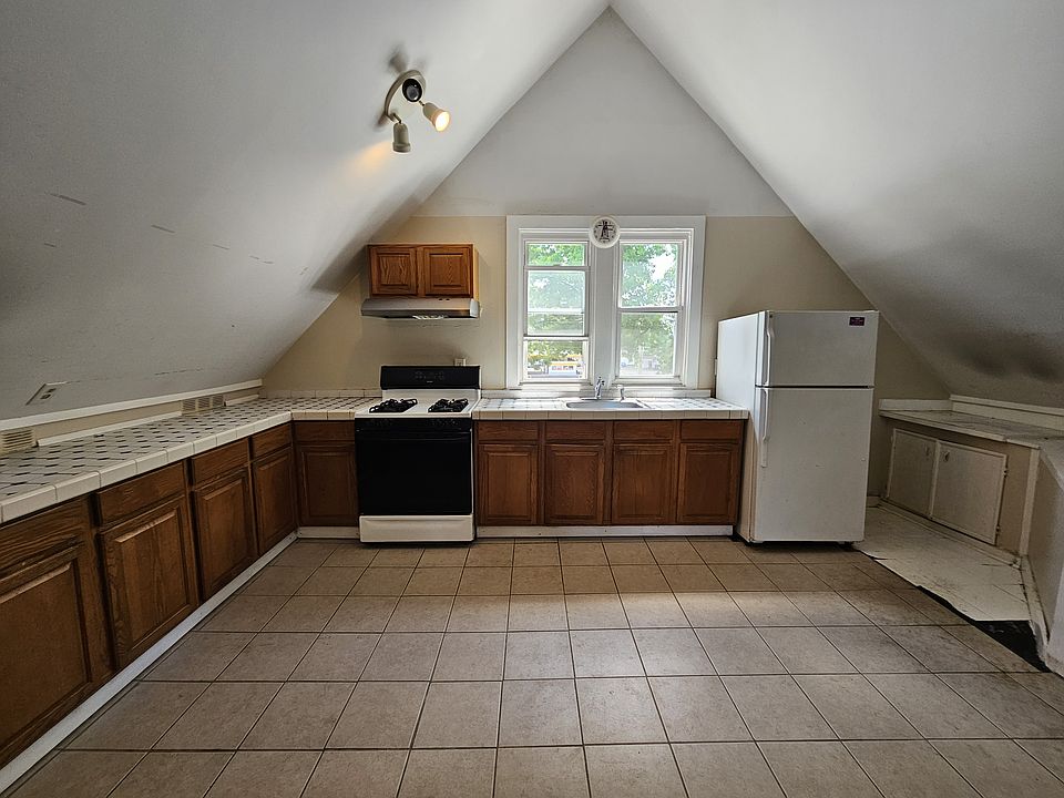 1st image of 1268 Quinnipiac Ave #3A