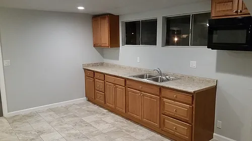 307 W B St #1 Photo 1