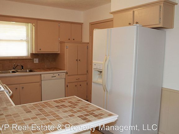 5th image of 3012 SE 22nd Cir