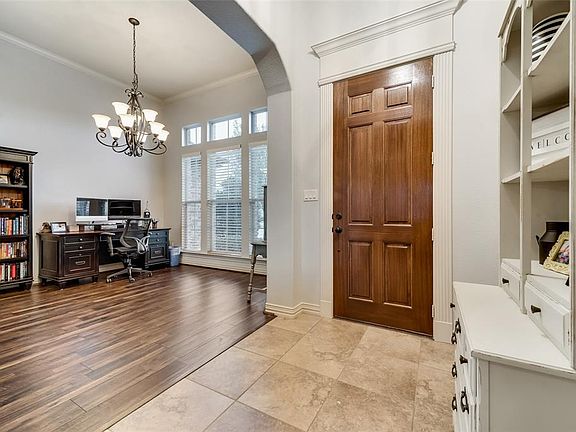 5th image of 205 Indigo Way