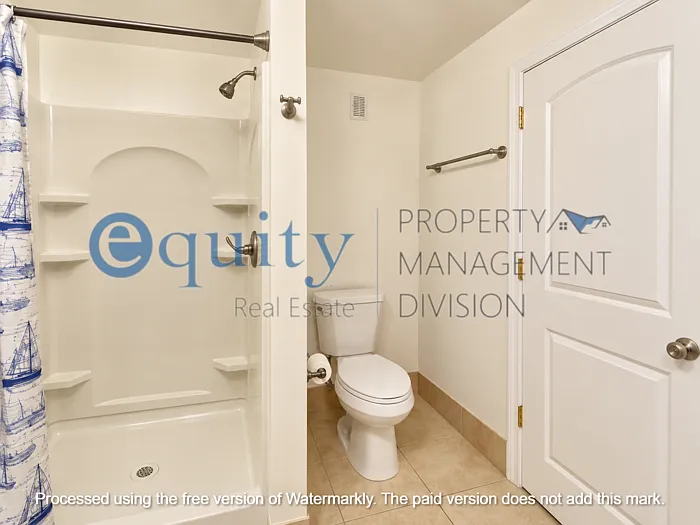 1 bed, 1.0 bath, 700 sqft, $1,050 — Photo 3