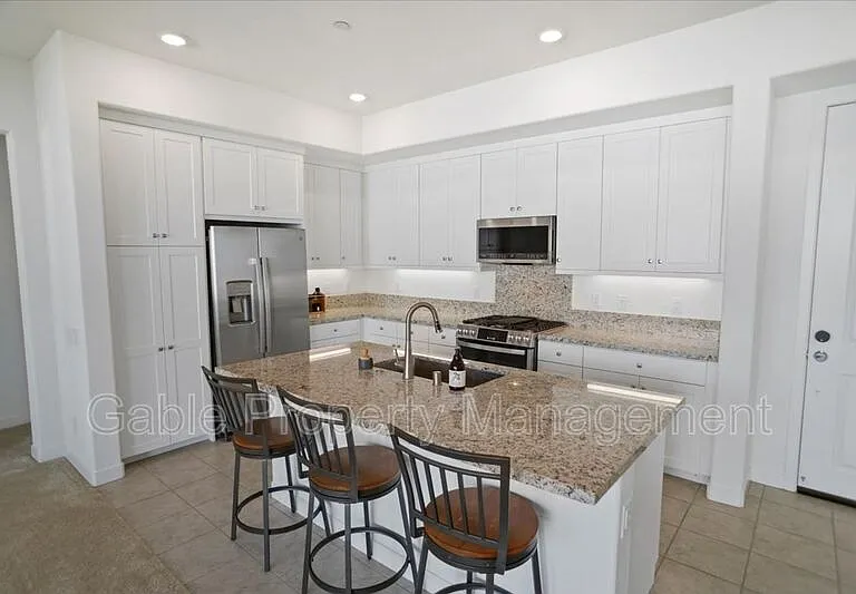 27410 Merlin Pl #205 — Photo 4