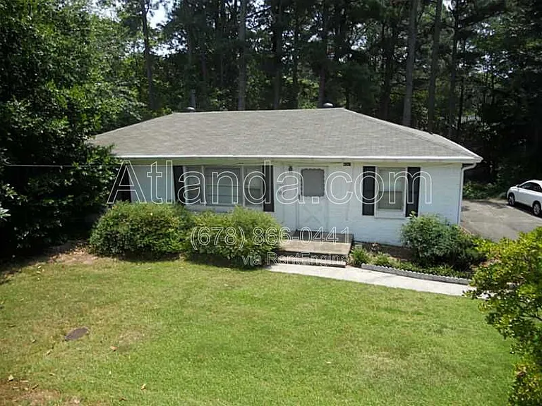 4267 Chamblee Tucker Rd — Photo 1
