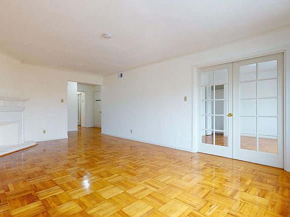 2nd image of 4139-4141 Anza St #4139