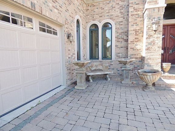 2nd image of 16226 S Circle Park Ct