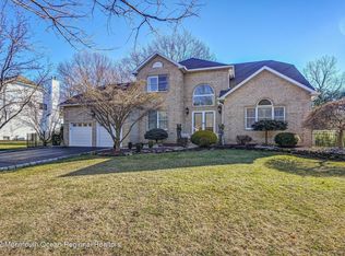 15 Candeub Ct, Manalapan, NJ