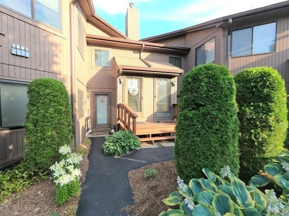 306 Trailside Way Unit 306, Ashland, MA 01721