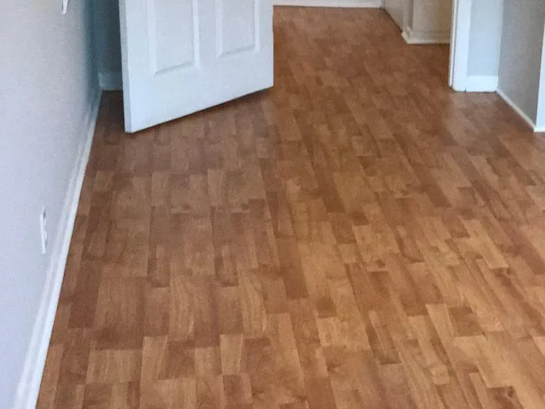 Lower large bedroom/family room