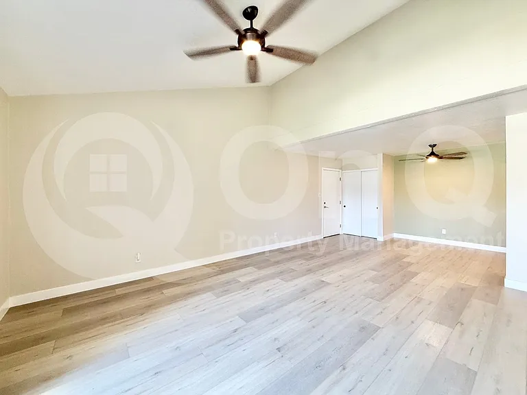 7350 N Via Paseo Del Sur #M202 — Photo 5