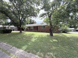 1 Oriole Cir, Little Rock, AR 72205