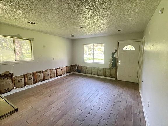 5th image of 42660 Mike Cooper Rd