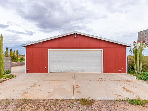 4th image of 5621 N 384th Dr
