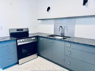 58 1/2 4th St, Chatham Kent, ON N7M2G3