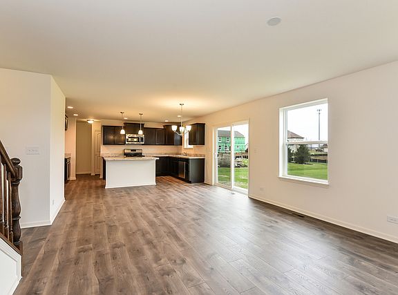 4th image of 1505 Hearthstone Ln