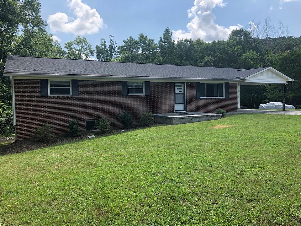 Convenient location just off of Peerless Road.