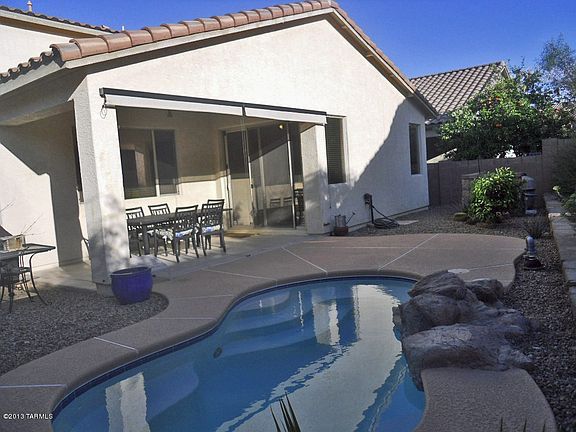 3rd image of 920 W Cork Oak Pl