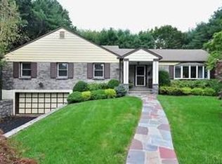 76 Wilmot Rd, New Rochelle, NY 10804