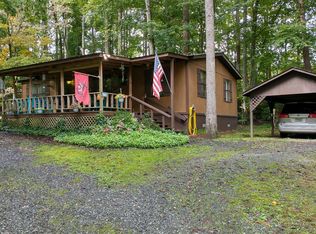 168 Leisure Woods Ln, Hiawassee, GA 30546