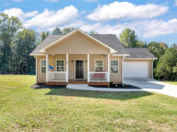 3193 Manley St, Carnesville, GA 30521