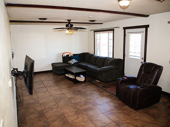 4th image of 13610 137th Ave W