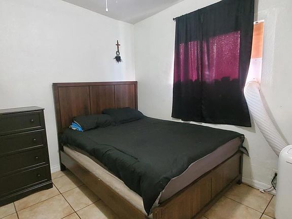 4th image of 11985 Chamberlaine Way