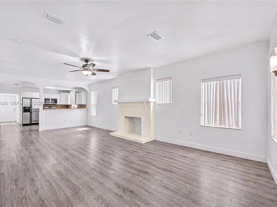 1169 NW 30th St