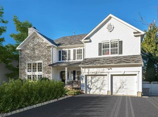 53 Hill Hollow Rd, Lake Hopatcong, NJ 07849