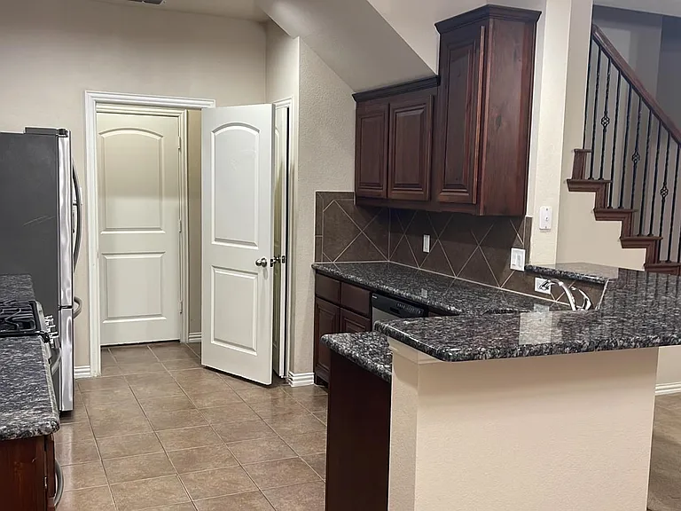 4618 Ladyfern Way #4618 — Photo 11