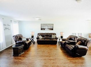 312 Falling Pine Dr, Conroe, TX 77304